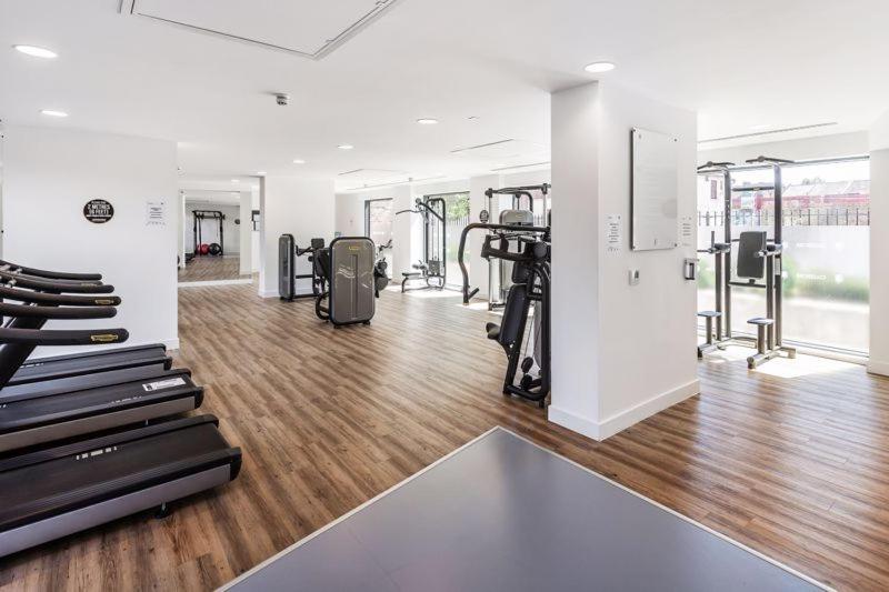 Luxurious Comfy Penthouse - Steps To East Croydon Train Station - Views Διαμέρισμα Εξωτερικό φωτογραφία